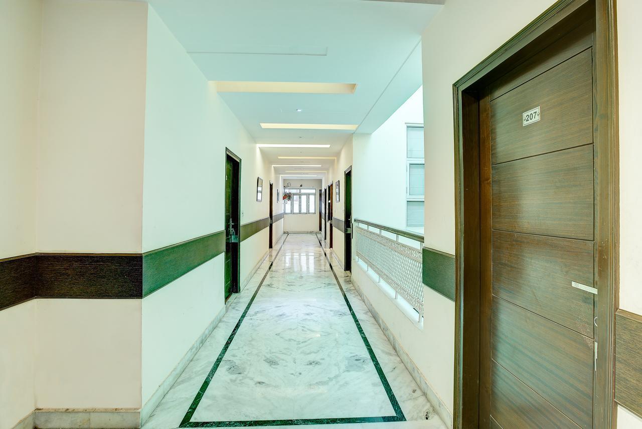 Hotel Treebo C T International Delhi Zewnętrze zdjęcie